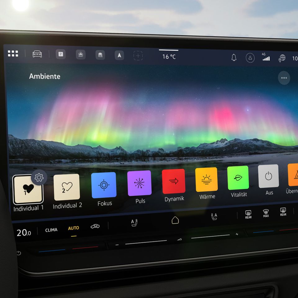 Das Bild zeigt das Infotainment System eines ID. Modells und die Einstellungen des Ambiente-Profil