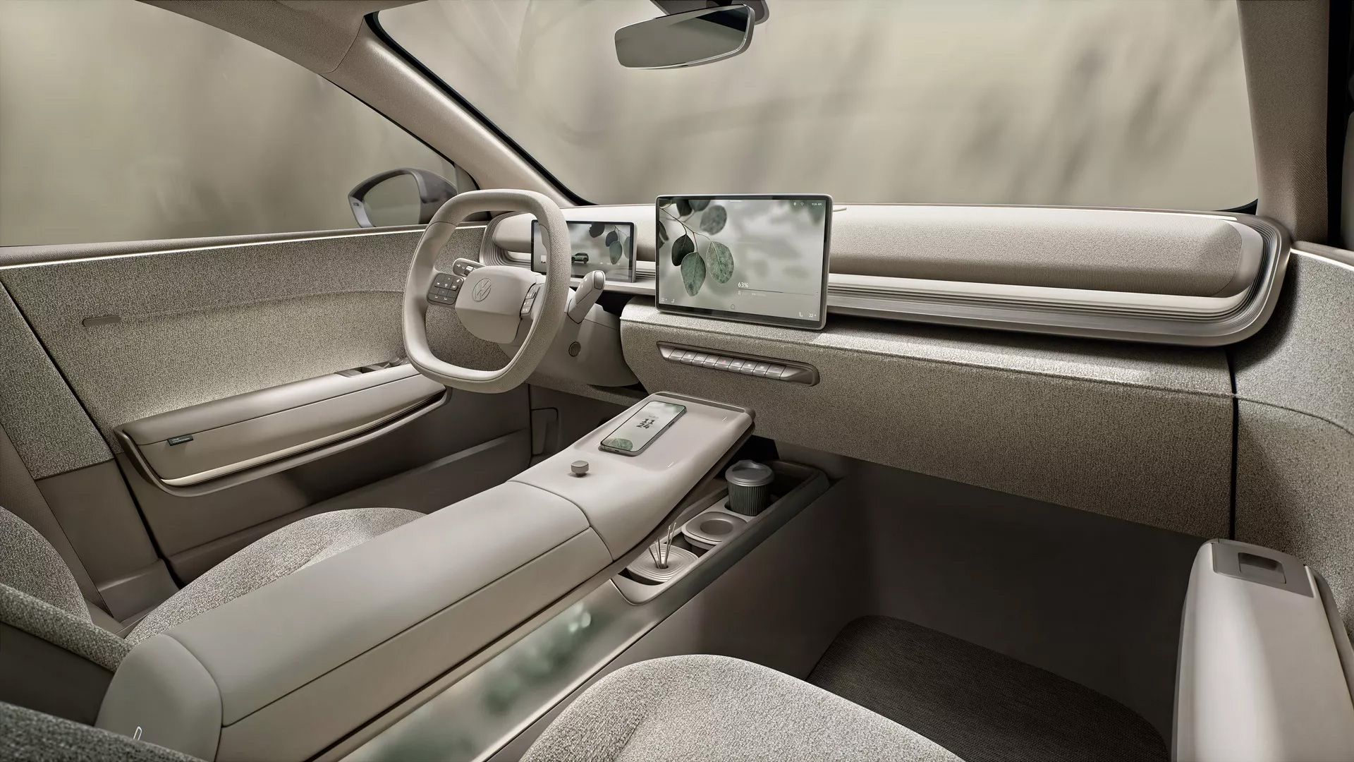 Modernes Auto-Interieur in neutralen Beigetönen im neuen ID. Cross. Zwei Bildschirme auf dem Armaturenbrett sowie eine Mittelkonsole mit mehreren Ablagefächern. Nahtlose und minimalistisch gestaltete Oberflächen.