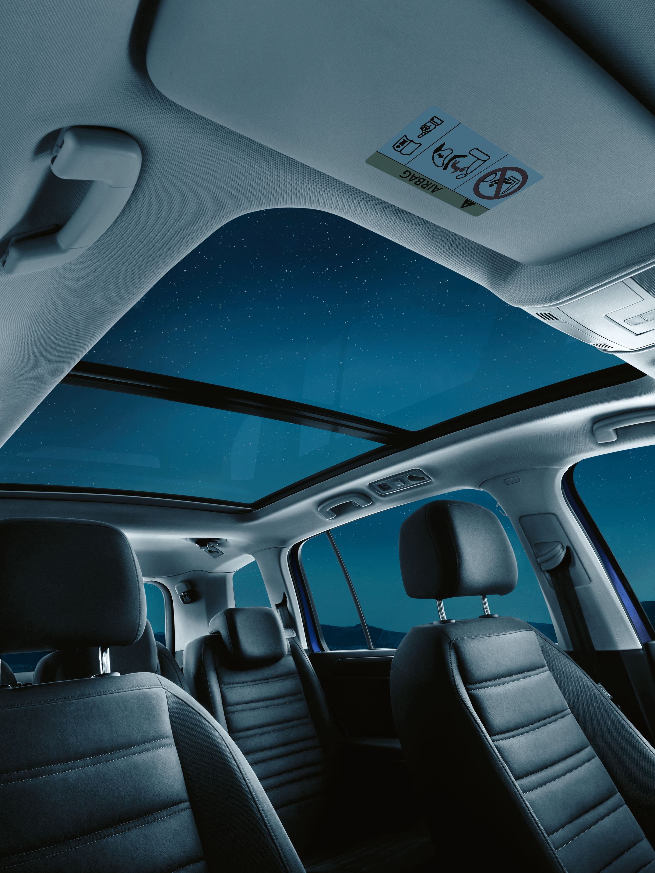 Volkswagen Touran: Interiér