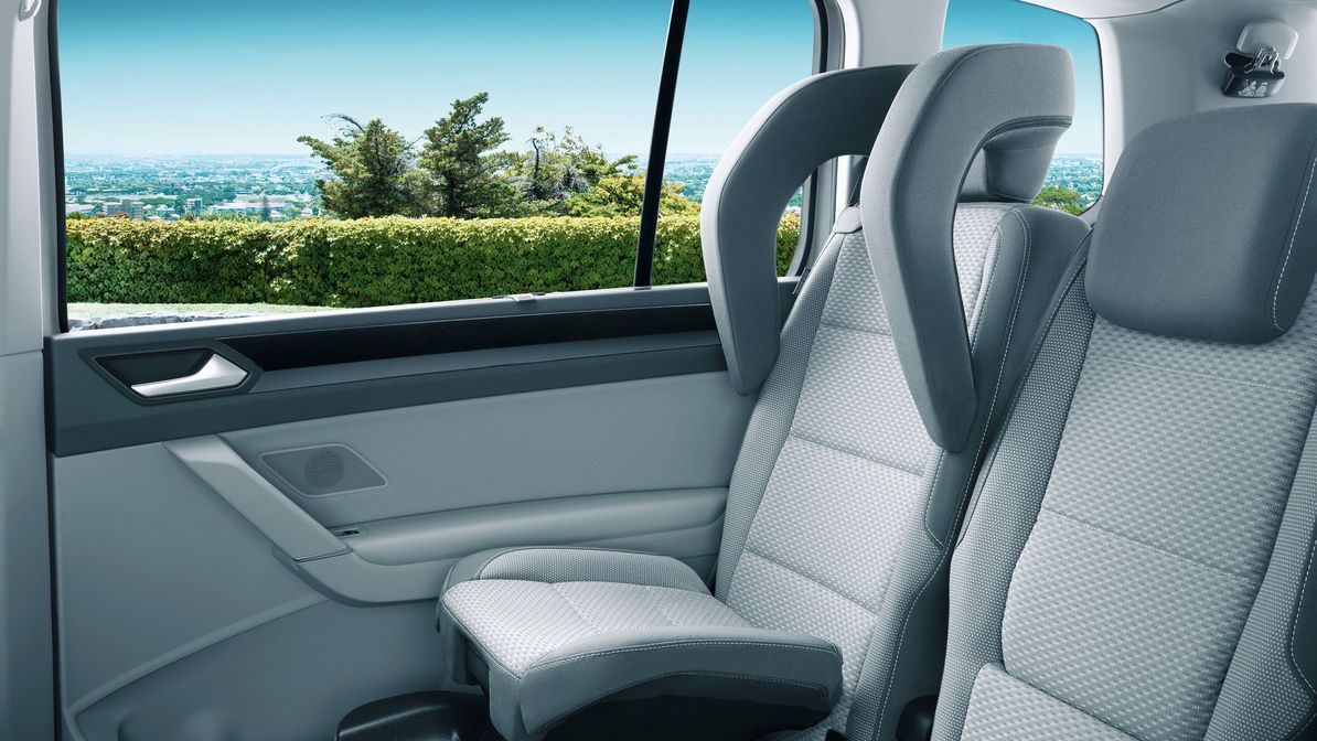 Volkswagen Touran: Integrovaná dětská sedačka