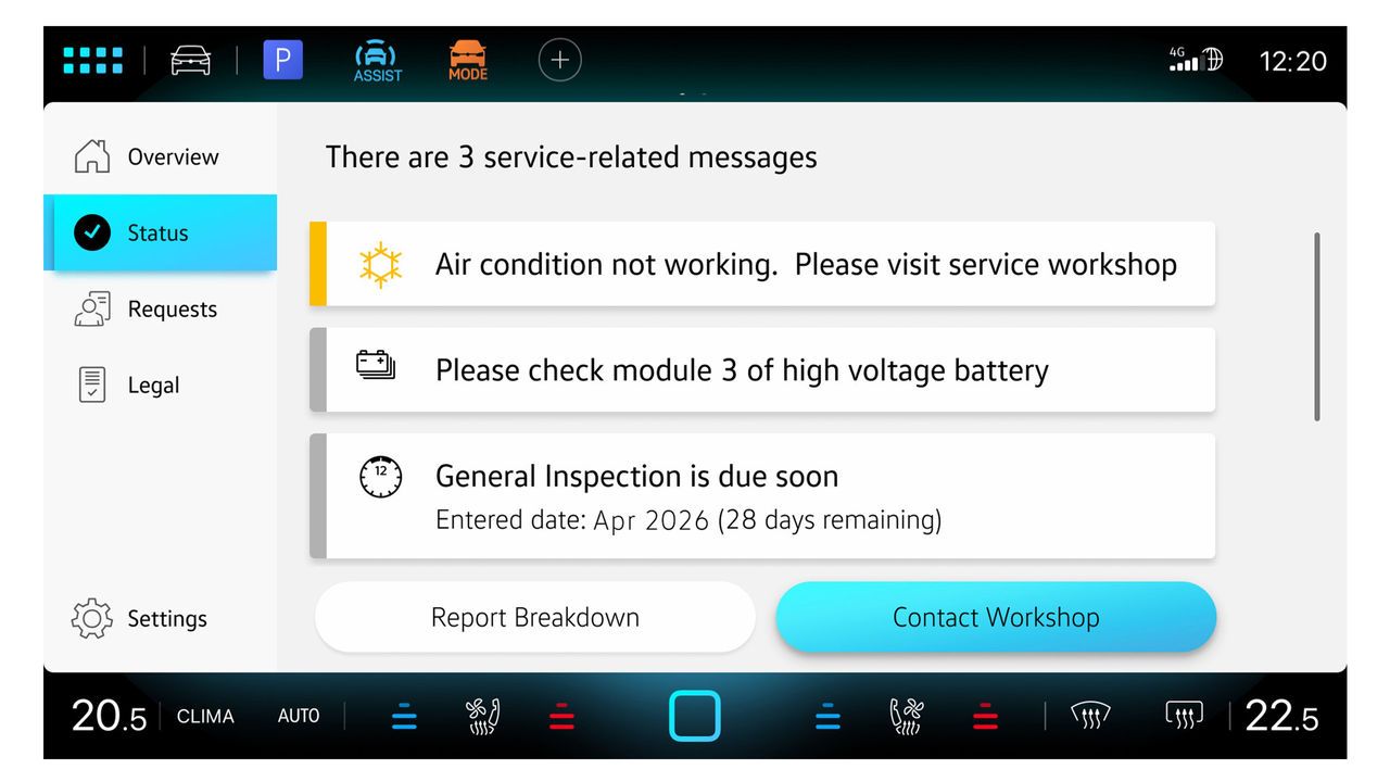 Screen zeigt In-Car App Fahrzeugservice mit Meldungen zum Fahrzeugstatus