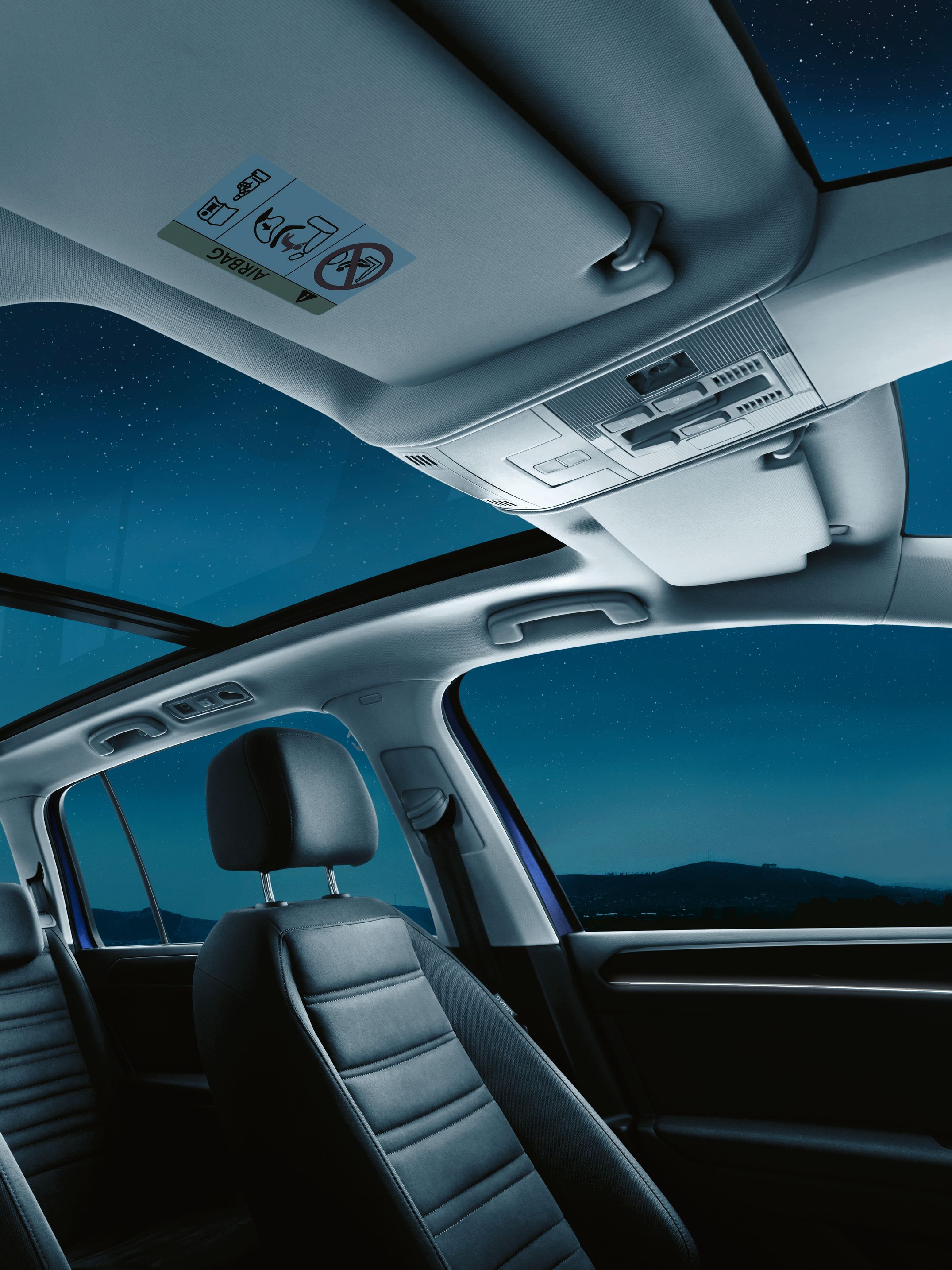 Volkswagen Touran: Interiér