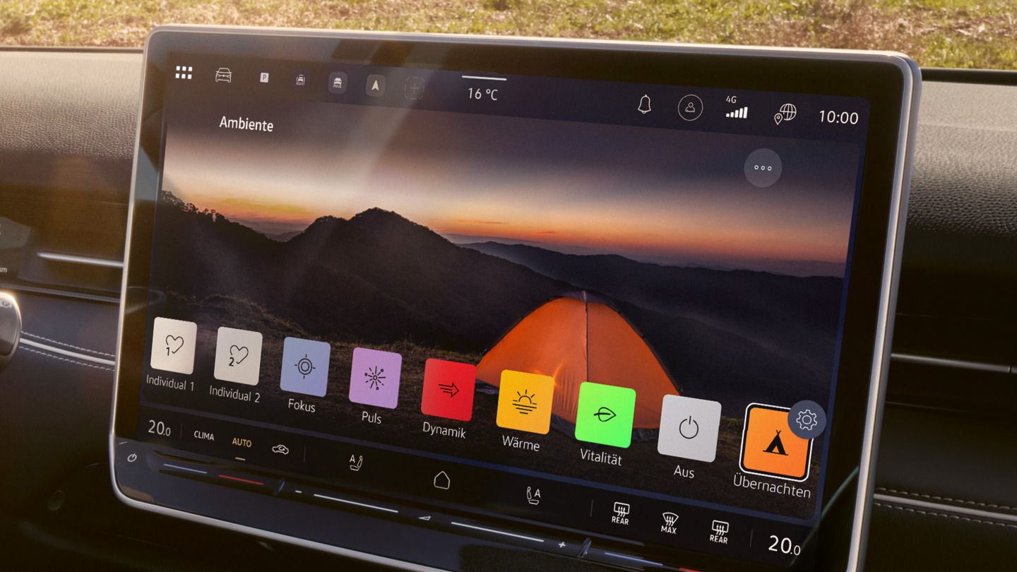 Das Bild zeigt das Infotainment System eines ID. Modells und den Modus "Ambiente"
