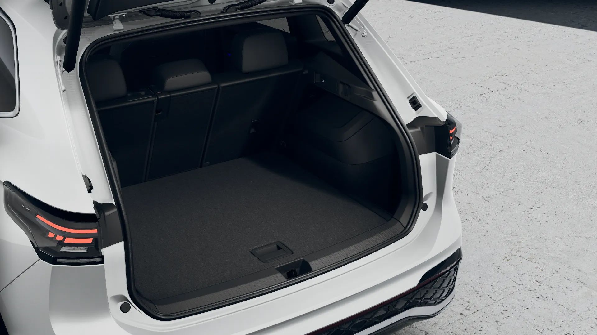 Volkswagen Tiguan R-Line - akční operativní leasing