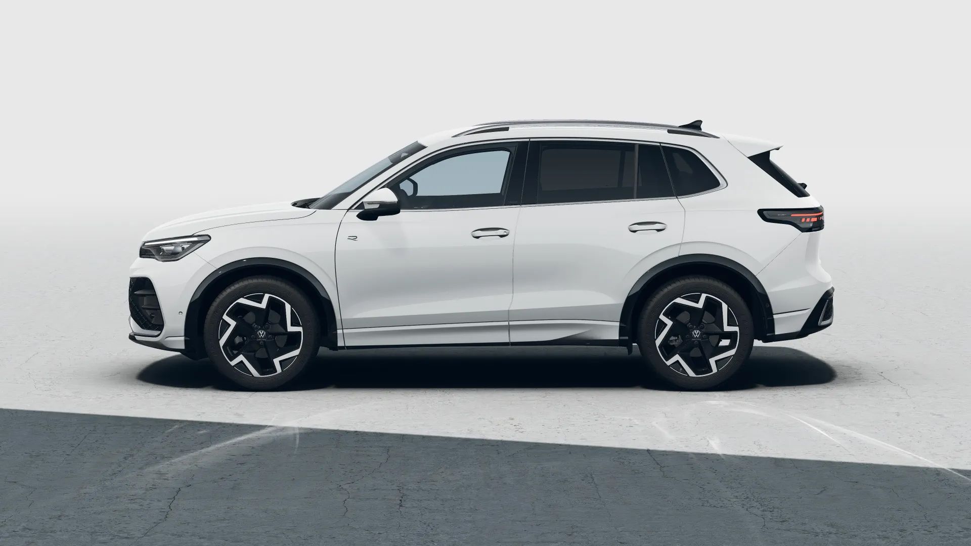 Volkswagen Tiguan R-Line - akční operativní leasing