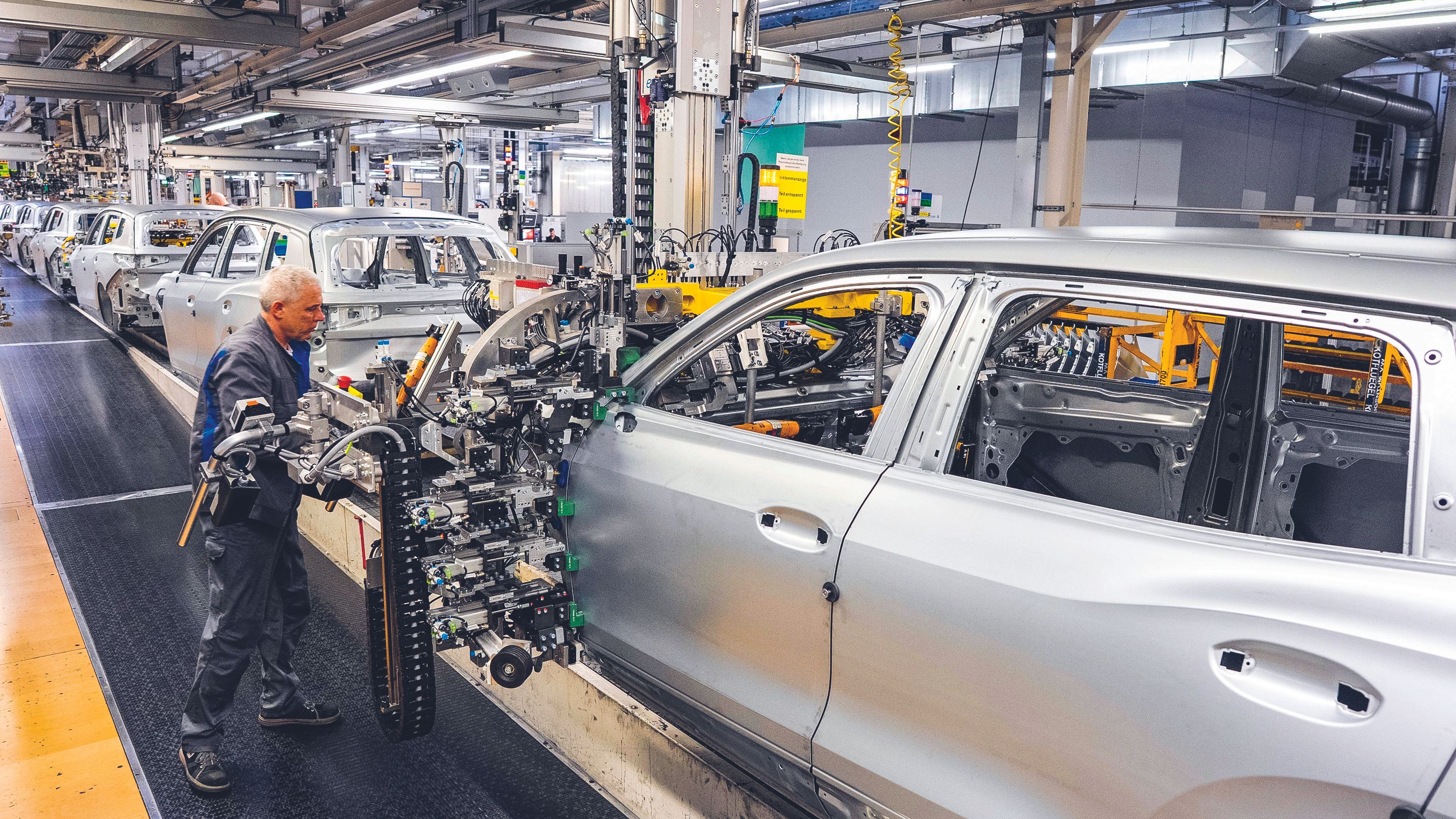 Kam kráčí elektronika v automobilech?