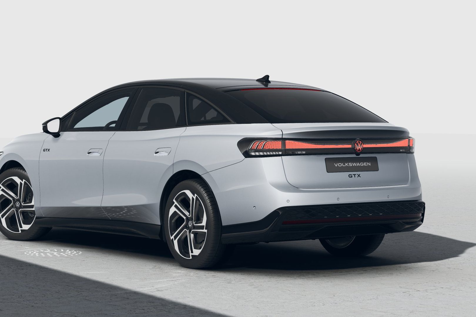 Volkswagen ID.7 GTX People