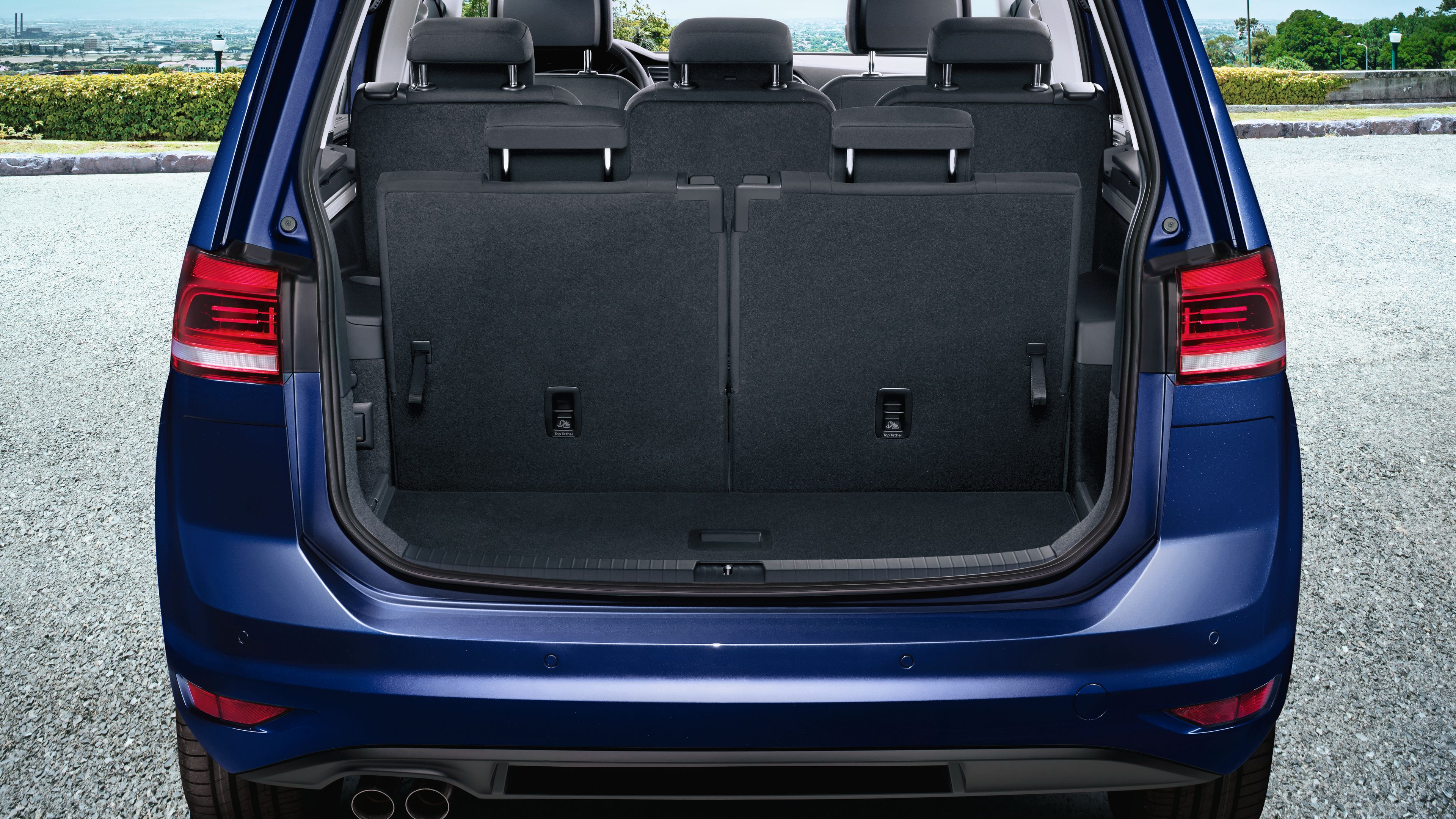 Volkswagen Touran: Interiér, zavazadlový prostor