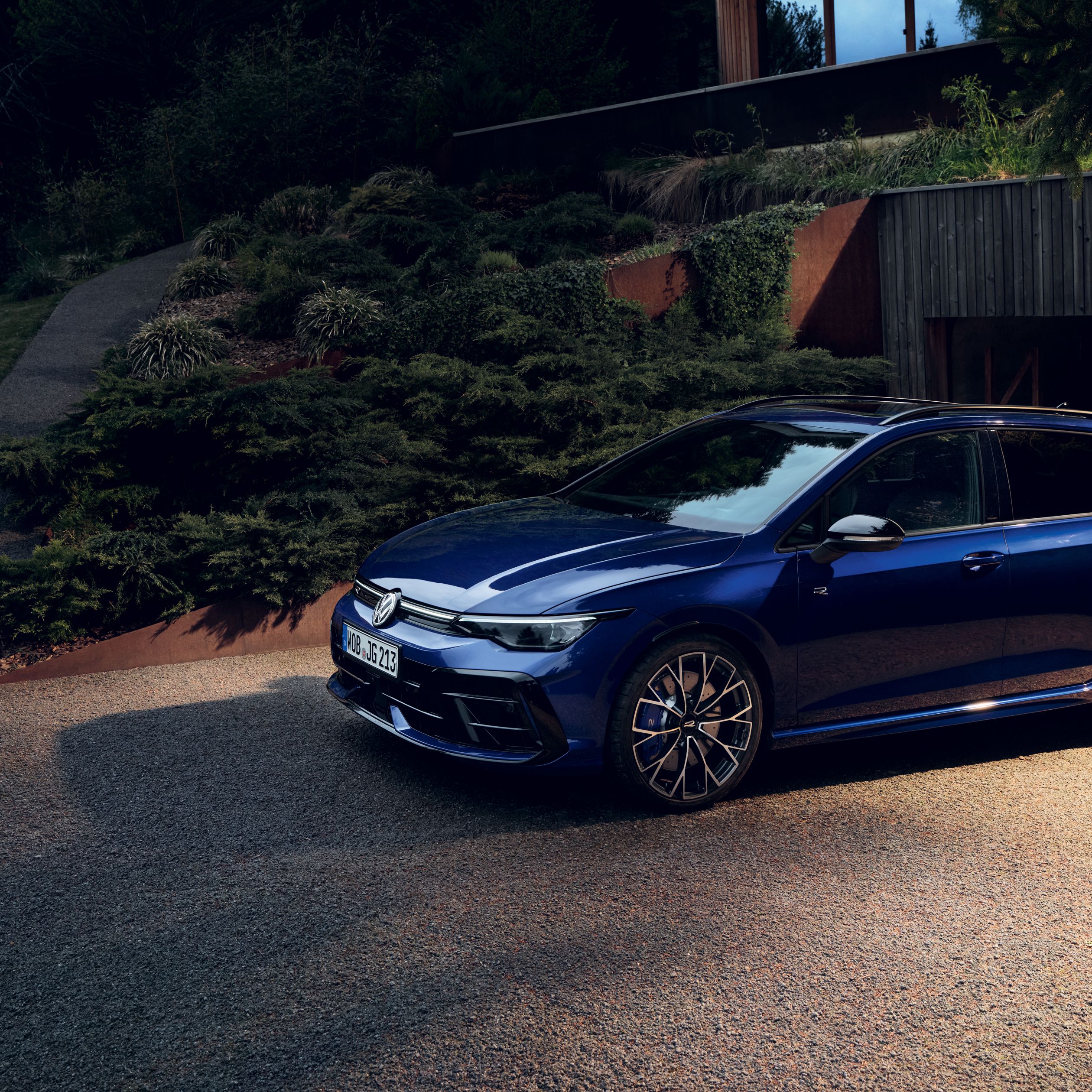Volkswagen Golf R Variant